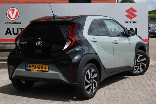 Toyota Aygo (2024) thumbnail 2