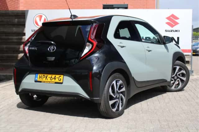 Toyota Aygo (2024) thumbnail 2