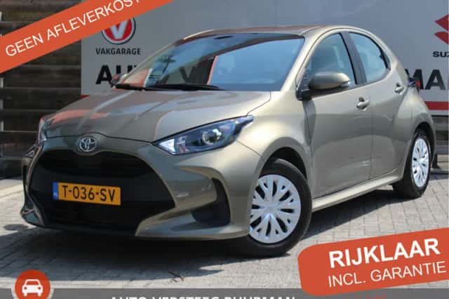 Toyota Yaris (2023) thumbnail 1