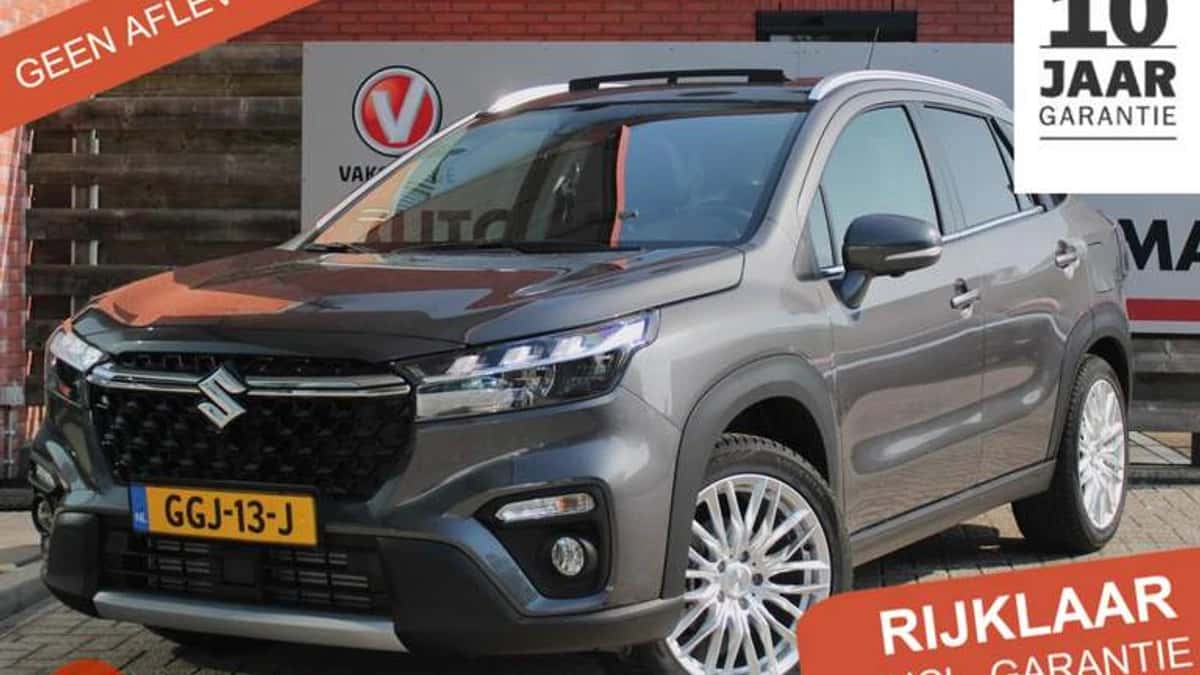 Suzuki S-Cross (2024) — foto 1