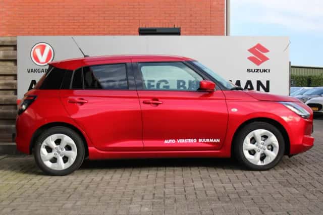 Suzuki Swift (2026) thumbnail 6