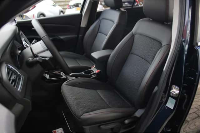 Suzuki S-Cross (2026) thumbnail 5