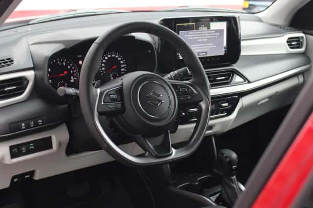 Suzuki Swift (2026) thumbnail 4