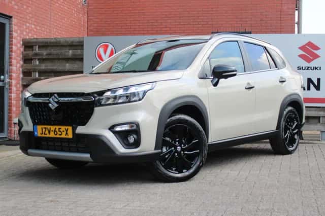 Suzuki S-Cross (2026) thumbnail 3
