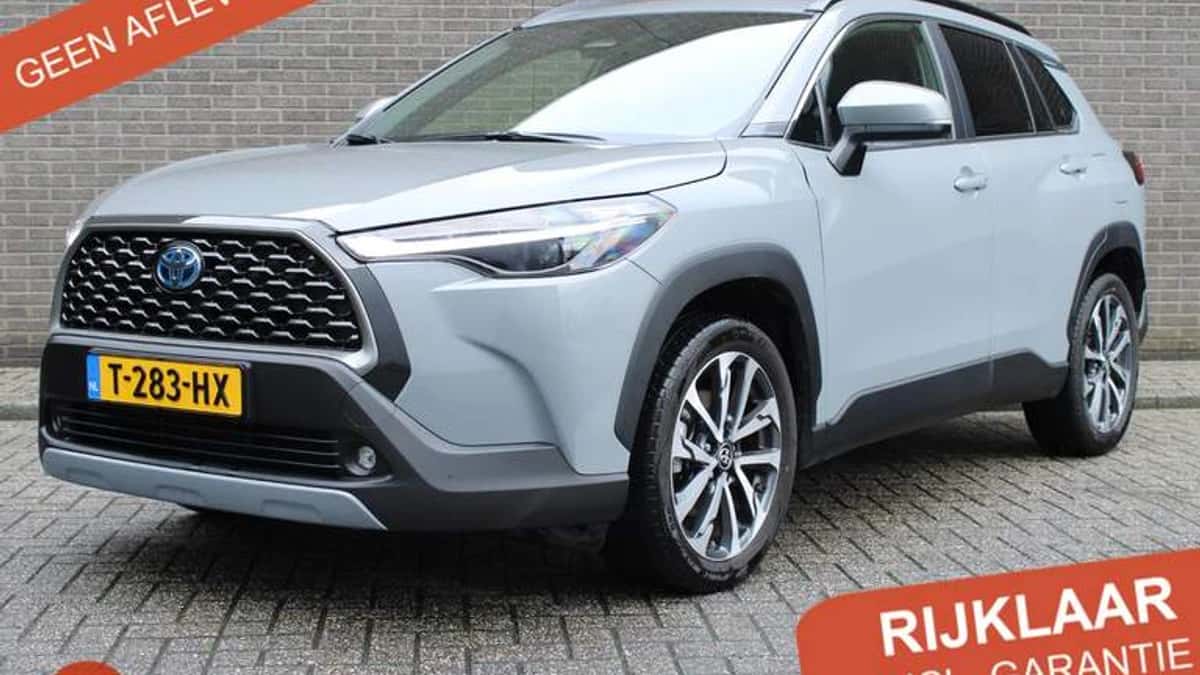 Toyota Corolla (2023) — foto 1