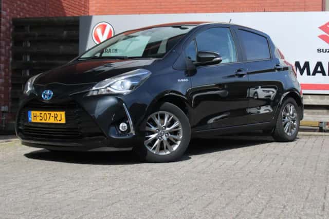 Toyota Yaris (2020) thumbnail 5