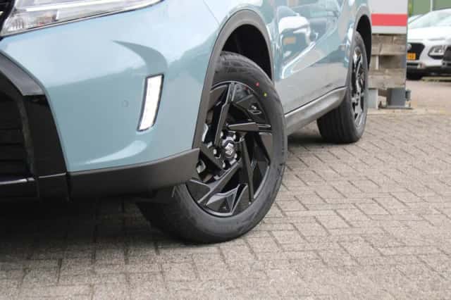 Suzuki Vitara (2026) thumbnail 3