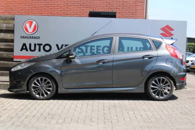 Ford Fiesta (2017) thumbnail 6