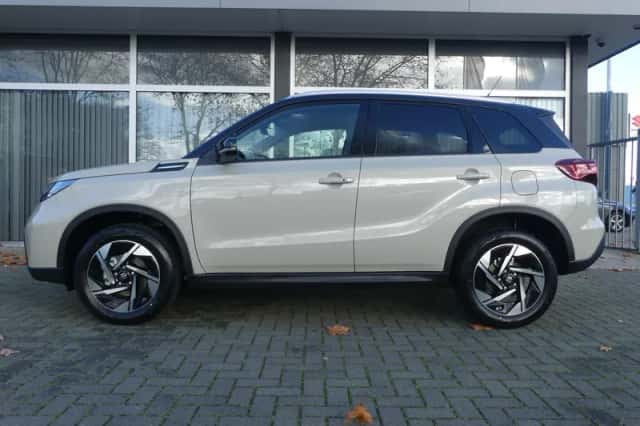 Suzuki Vitara (2026) thumbnail 4
