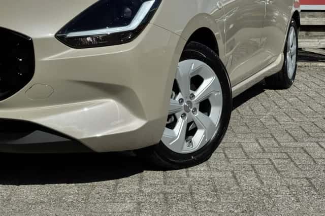 Suzuki Swift (2026) thumbnail 2