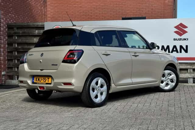 Suzuki Swift (2026) thumbnail 4