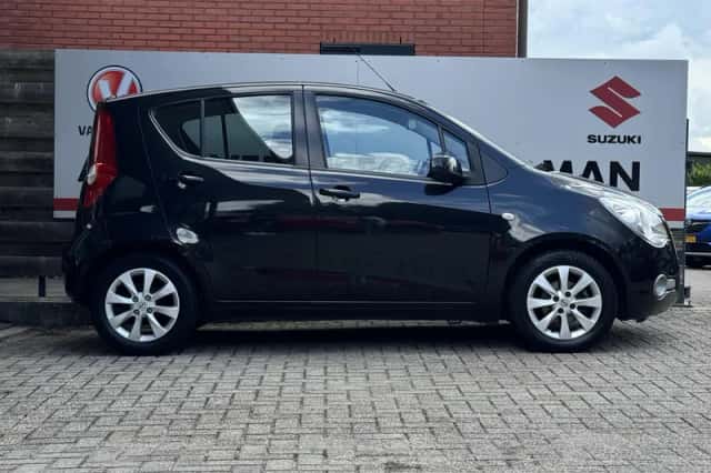 Opel Agila (2015) thumbnail 4