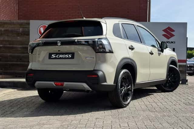 Suzuki S-Cross (2026) thumbnail 6