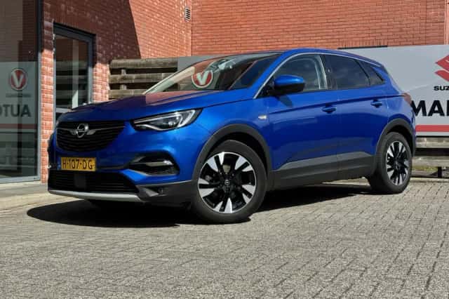 Opel Grandland X (2020) thumbnail 2