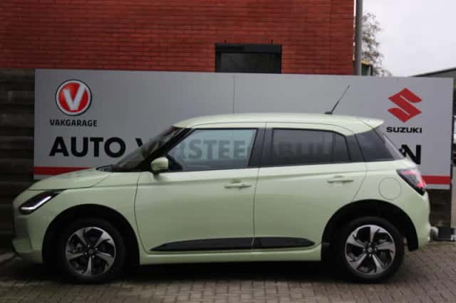 Suzuki Swift (2026) thumbnail 2