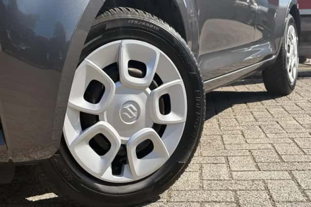 Suzuki Ignis (2018) thumbnail 3