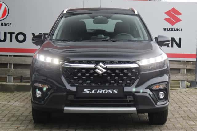 Suzuki S-Cross (2026) thumbnail 4