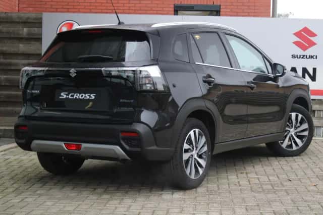 Suzuki S-Cross (2026) thumbnail 5