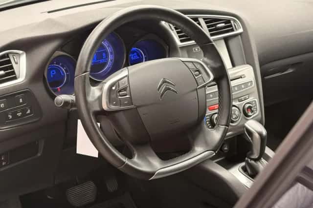Citroën C4 (2016) thumbnail 4