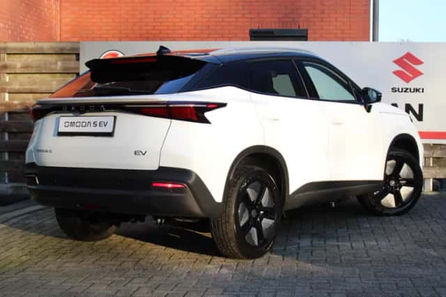 Omoda 5 EV (2026) thumbnail 2