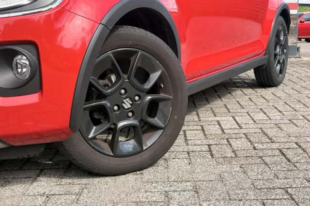 Suzuki Ignis (2021) thumbnail 3