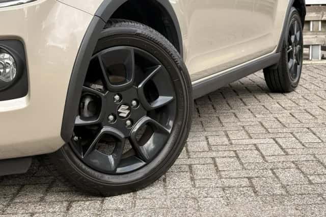 Suzuki Ignis (2020) thumbnail 3