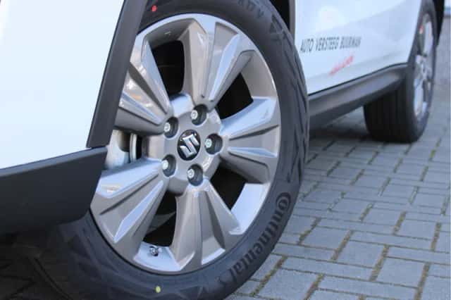 Suzuki Vitara (2025) thumbnail 2
