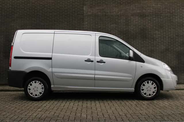 Peugeot Expert (2016) thumbnail 2