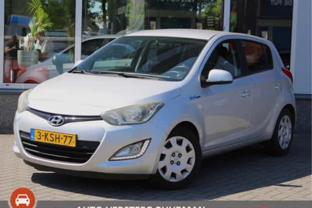Hyundai i20 (2013) thumbnail 1