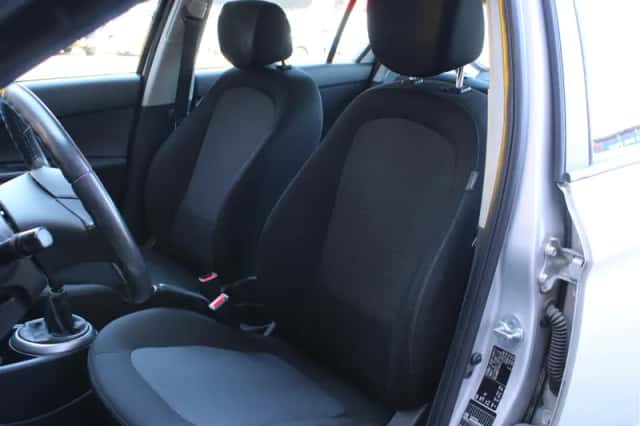 Hyundai i20 (2013) thumbnail 6