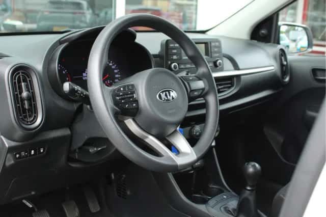 Kia Picanto (2019) thumbnail 5