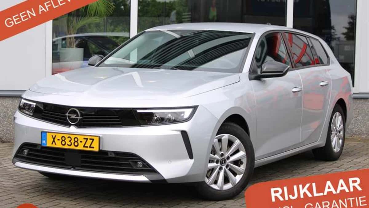 Opel Astra (2024) — foto 1