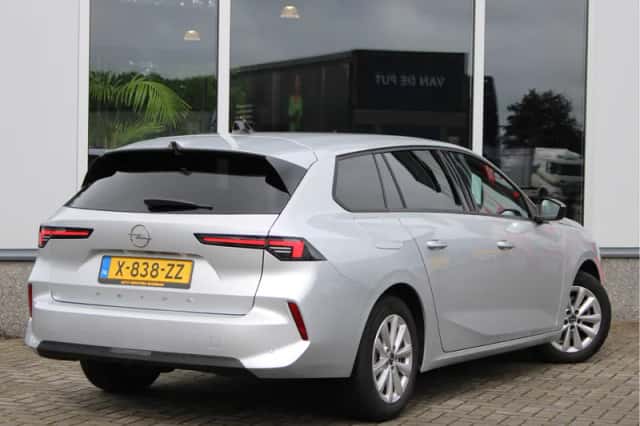 Opel Astra (2024) thumbnail 3