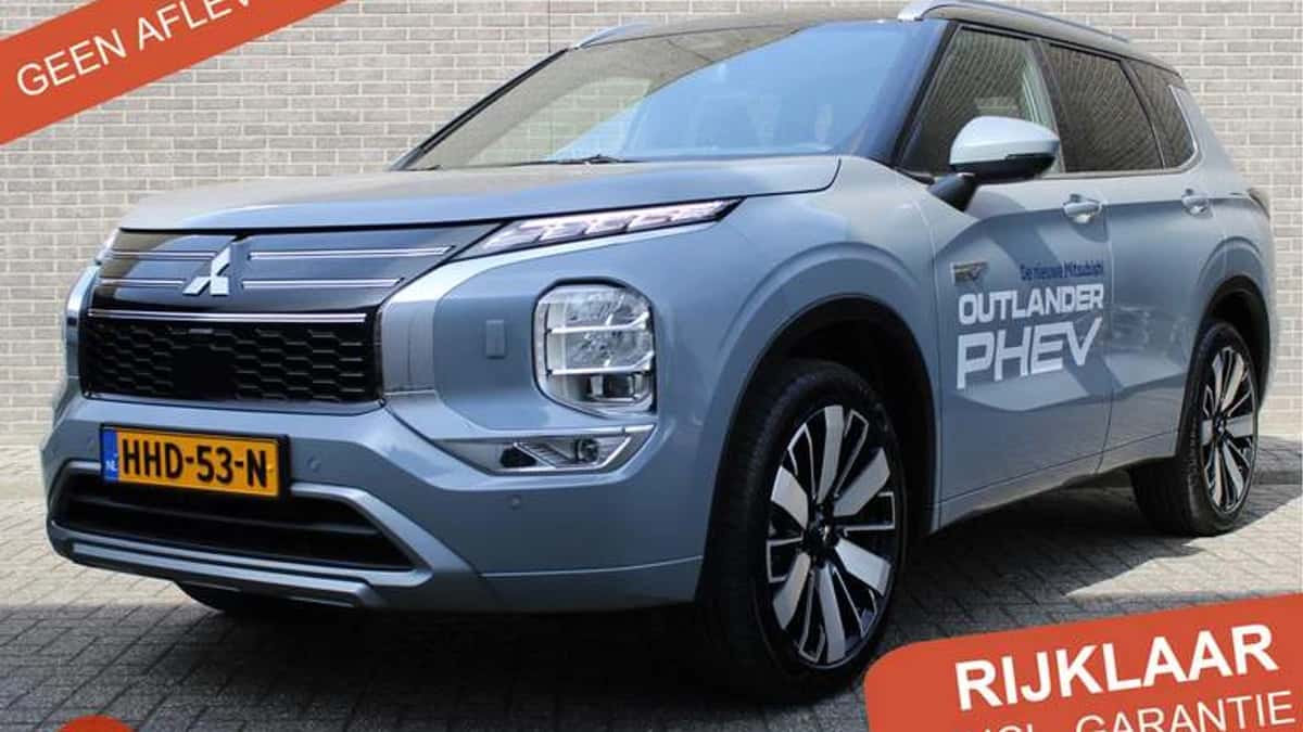 Mitsubishi Outlander (2025) — foto 1
