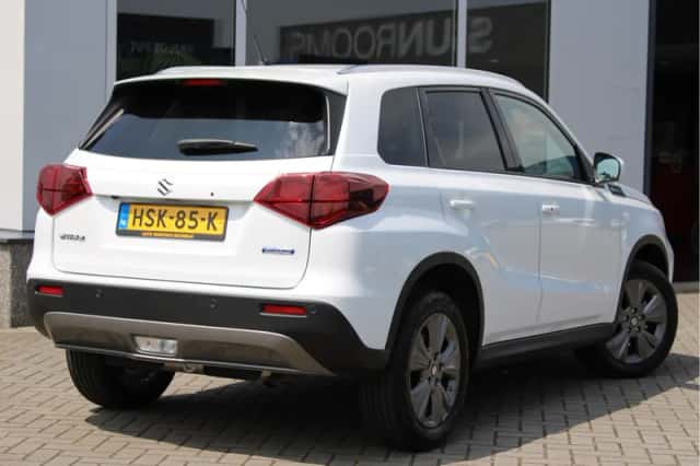 Suzuki Vitara (2024) thumbnail 3