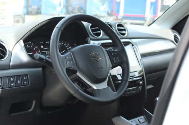 Suzuki Vitara (2024) thumbnail 5