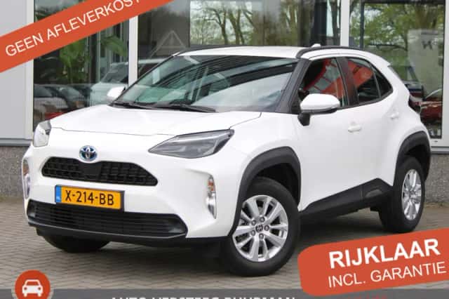 Toyota Yaris Cross (2023) thumbnail 1