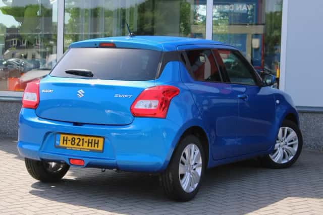 Suzuki Swift (2020) thumbnail 3