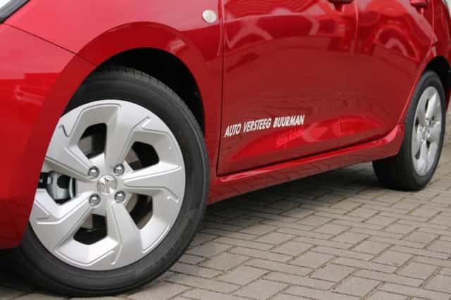 Suzuki Swift (2026) thumbnail 2