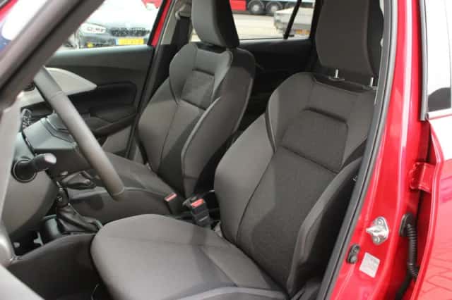 Suzuki Swift (2026) thumbnail 6