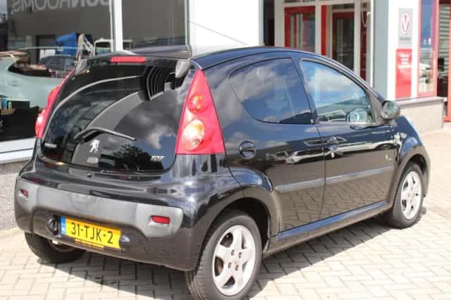 Peugeot 107 (2012) thumbnail 4