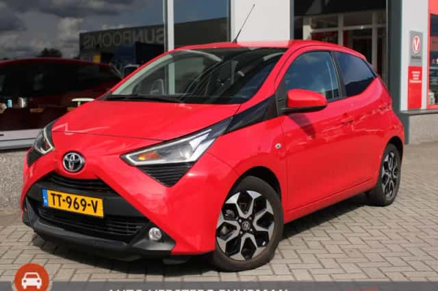 Toyota Aygo (2018) thumbnail 1