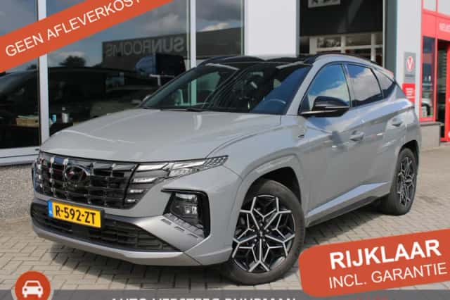 Hyundai Tucson (2023) thumbnail 1