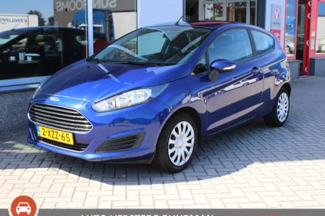 Ford Fiesta (2014) thumbnail 1
