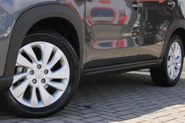 Suzuki S-Cross (2026) thumbnail 2