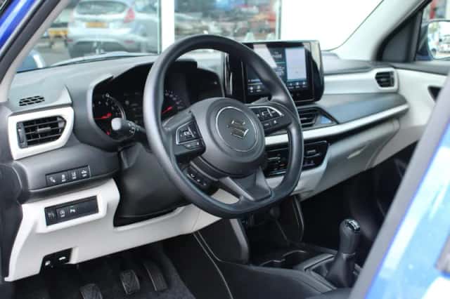 Suzuki Swift (2026) thumbnail 5