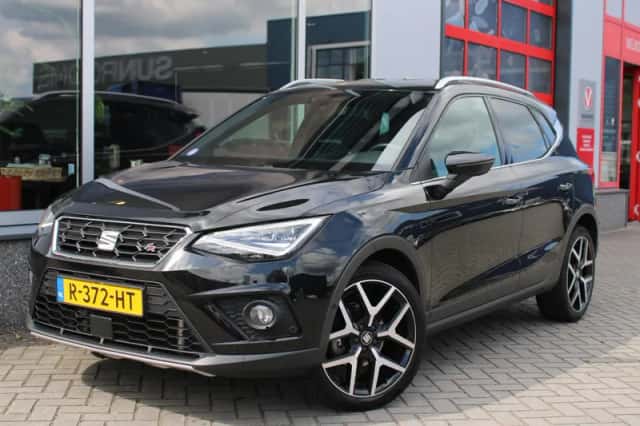 SEAT Arona (2020) thumbnail 2