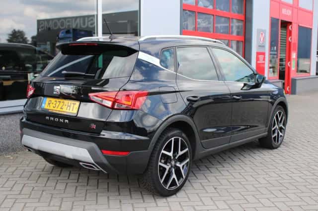 SEAT Arona (2020) thumbnail 5