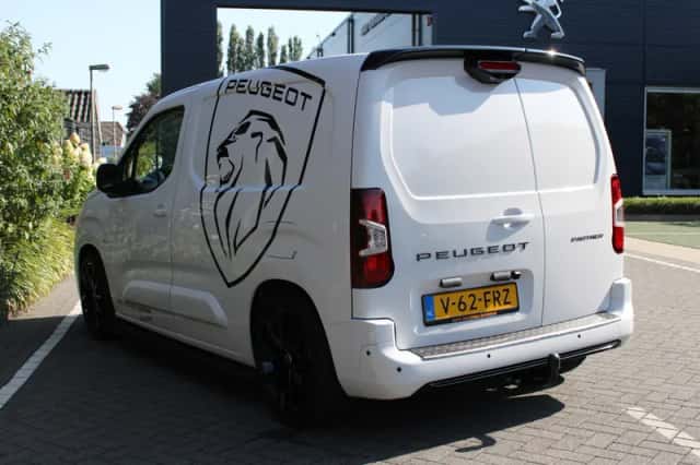 Peugeot Partner (2024) thumbnail 4