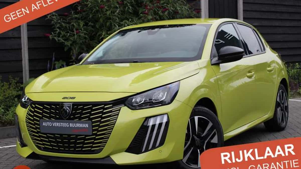 Peugeot 208 (2024) — foto 1